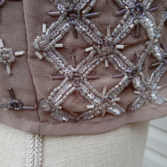 Exquisite! Beaded High-End Tank w/ Liner - Picture 9 of 12